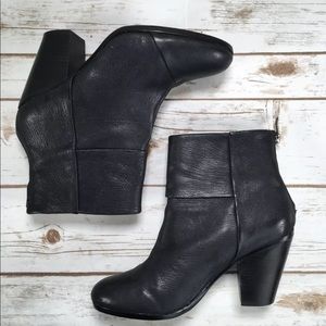 Vince Camuto Hadley Black Leather Booties